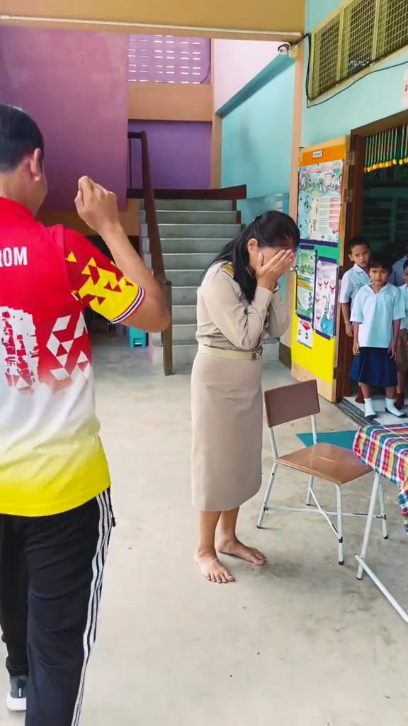 เรืองจ้างวางพาย